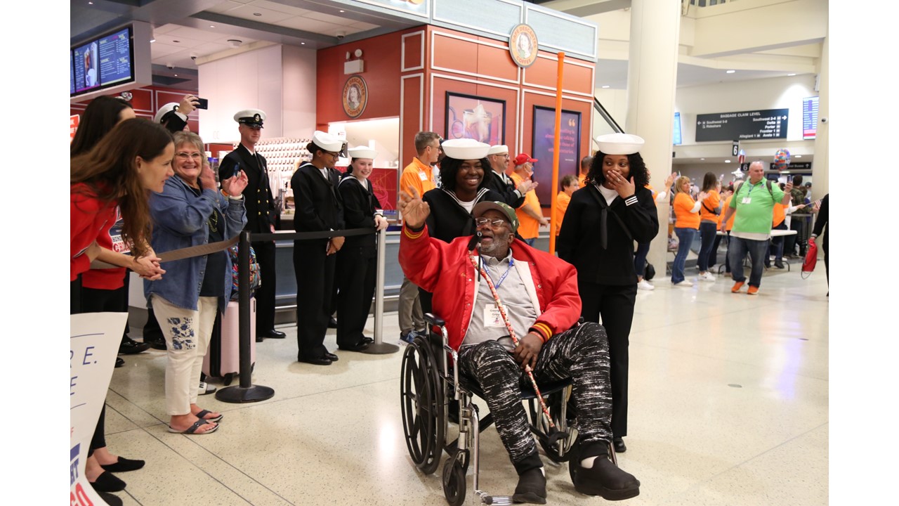 Honor Flight return at Midway Airport