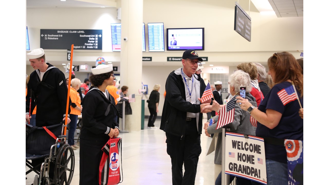 Honor Flight return at Midway Airport